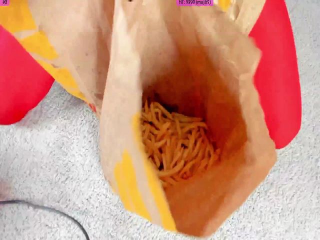 Live sex webcam photo for KasaraWood #261114398