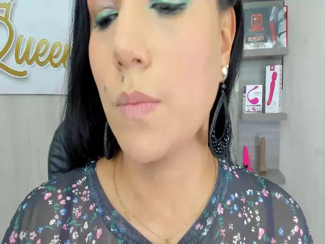 Live sex webcam photo for Jimena_saenz #262521321