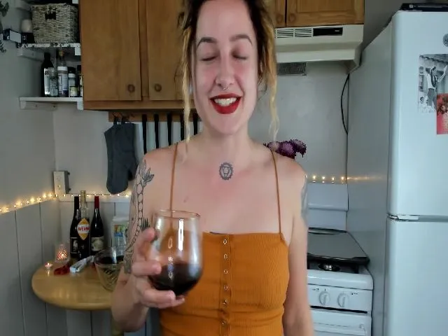Live sex webcam photo for LilithBijou #256130019
