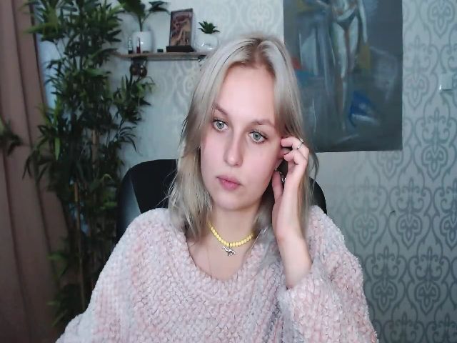 Live sex webcam photo for Dorina_xX #263240441