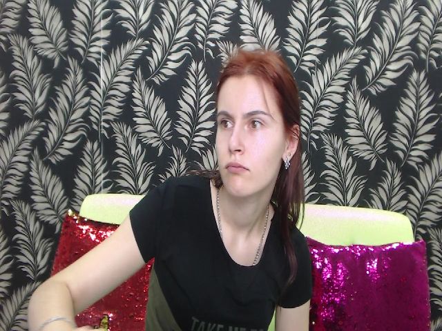 Live sex webcam photo for MollyTravis #257737528