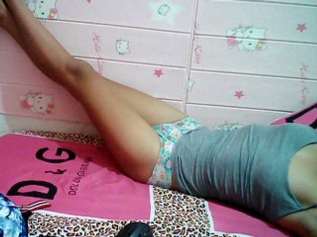 Live sex webcam photo for xxxOprincess #241424506