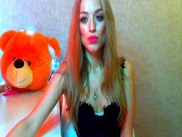 Live sex webcam photo for Hollyda #262921799