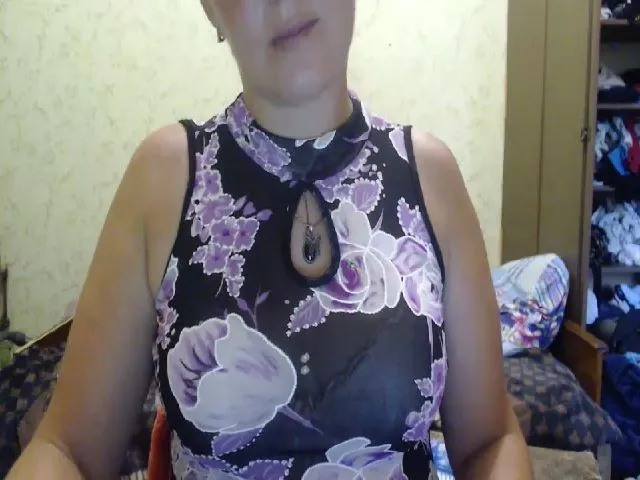 Live sex webcam photo for xxx_butterfly #262153404