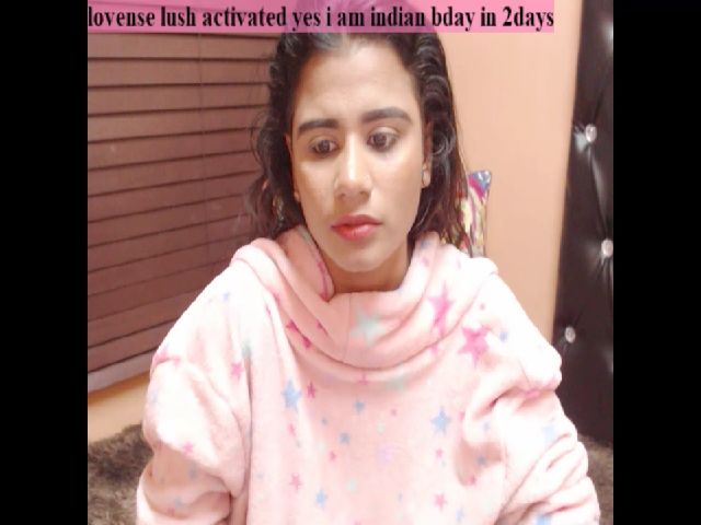 Live sex webcam photo for PARADISEQEEN #252685452