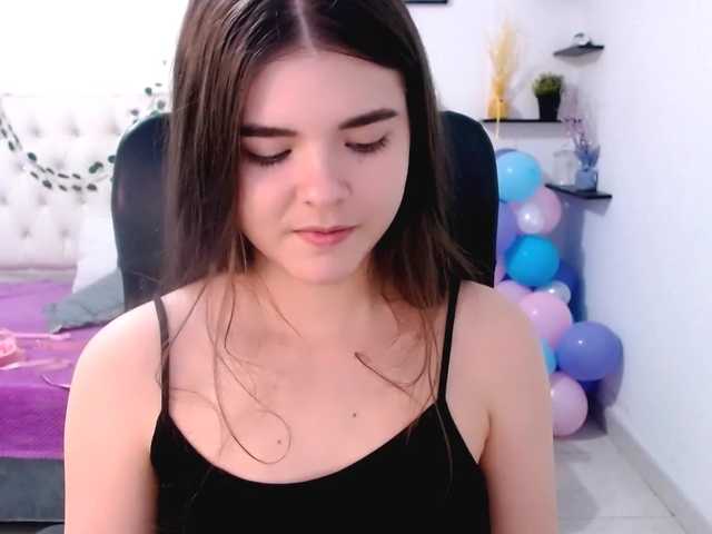 Live sex webcam photo for dhara-taylor #250690385