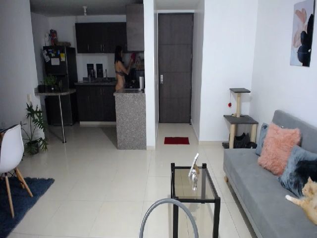 Live sex webcam photo for Valen_giraldo #258969815