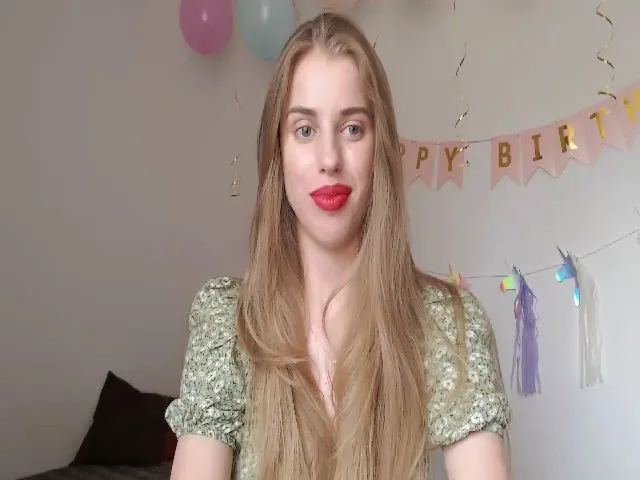 Live sex webcam photo for LIONESS_1 #262611936