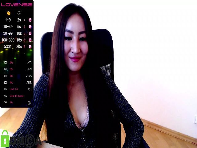 Live sex webcam photo for AsianQueen_ #264343789