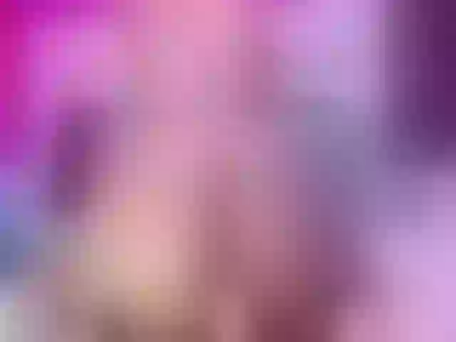 Live sex webcam photo for EmmySweett #252651808