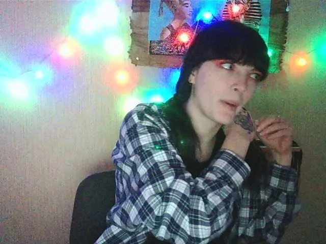 Live sex webcam photo for ChamFleydi #241048040