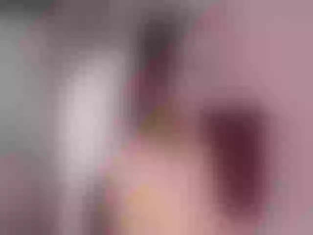 Live sex webcam photo for Sun_kissed1 #262596694