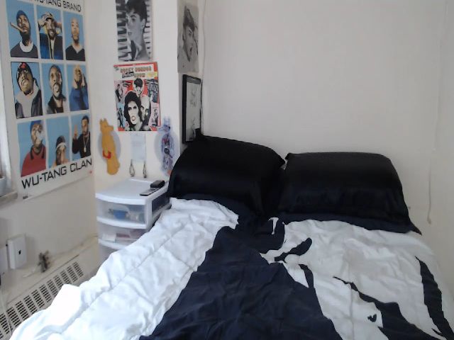 Live sex webcam photo for AnnaTame #254911920