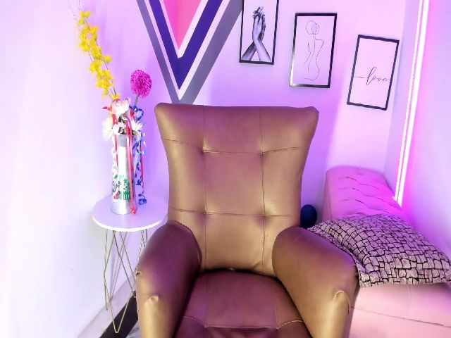 Live sex webcam photo for Sasha_cameron #252941227