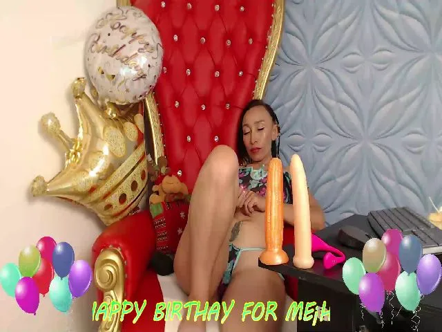 Live sex webcam photo for BlowMommy #252428980