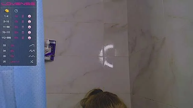 Live sex webcam photo for dior_girl #243813070