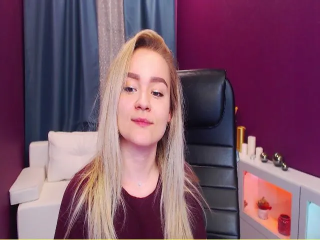 Live sex webcam photo for Kara_Smith #255789617