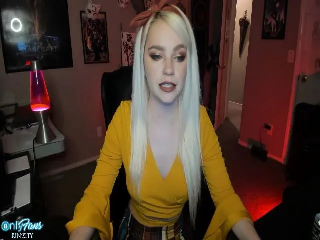 Live sex webcam photo for RinCity #261808251