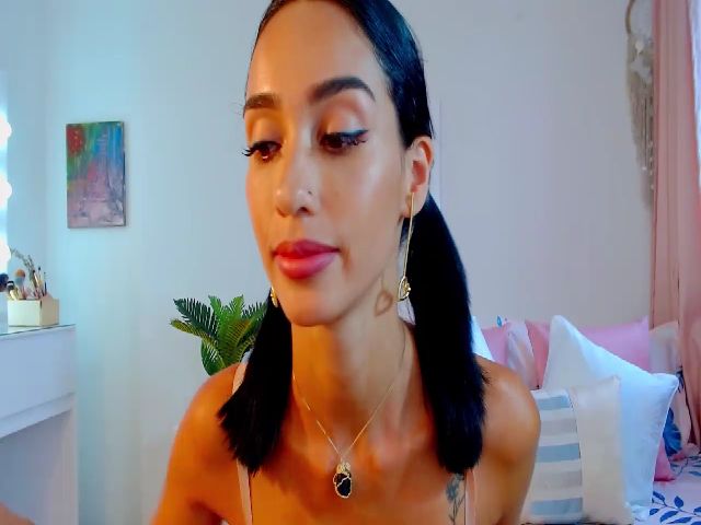 Live sex webcam photo for Liz_steele #263937302