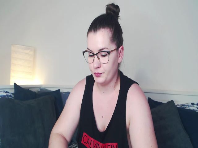 Live sex webcam photo for EveGoddes #262068238