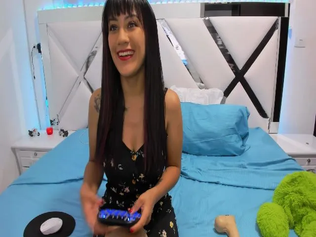 Live sex webcam photo for Rosesmith1x #255032834