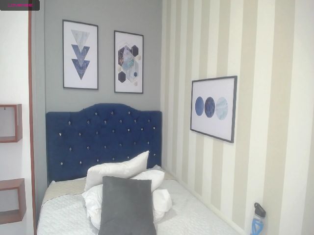 Live sex webcam photo for Charlote_Lush #256476211