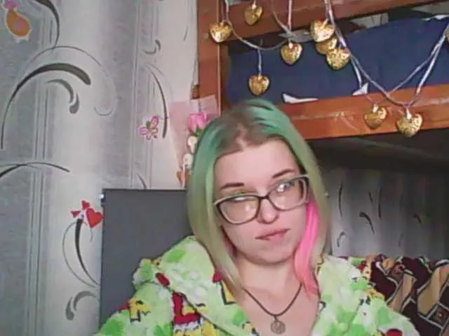 Live sex webcam photo for malvinella #241072452