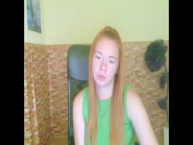 Live sex webcam photo for JiMiola #263911978