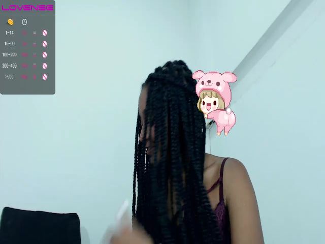 Live sex webcam photo for Danielanaggy #260093928