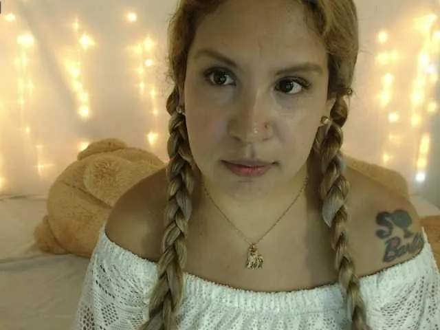 Live sex webcam photo for SweetBarbie #241051682
