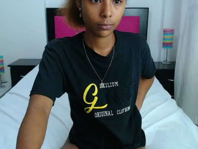 Live sex webcam photo for mackenzie- #241203792