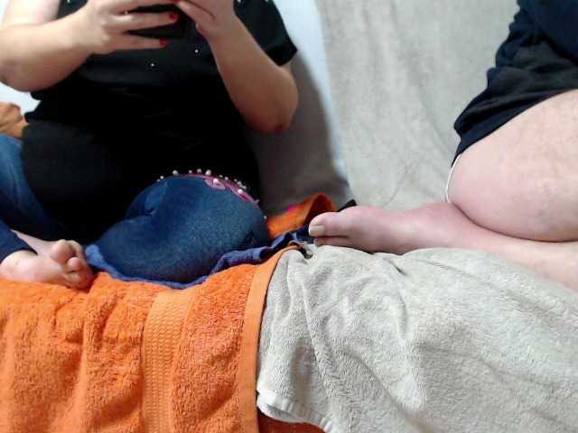 Live sex webcam photo for PaarHotHot #241132913