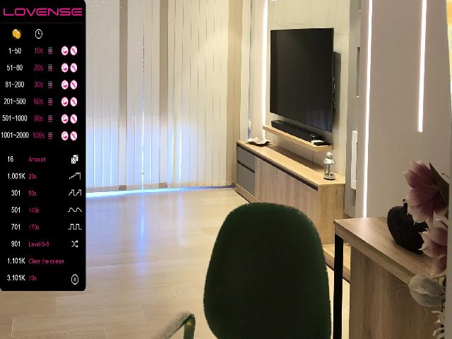 Live sex webcam photo for Melanny_69 #260851811