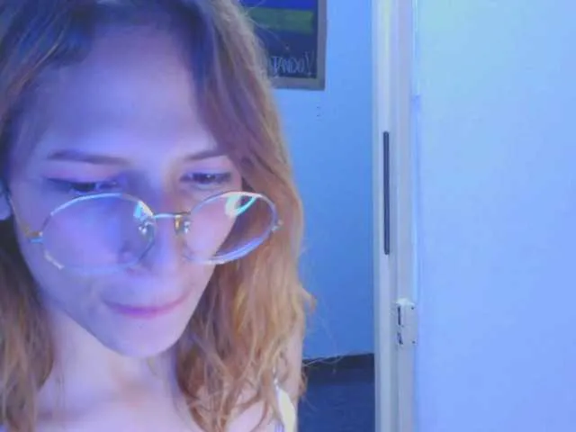 Live sex webcam photo for Laazulyy #256551255