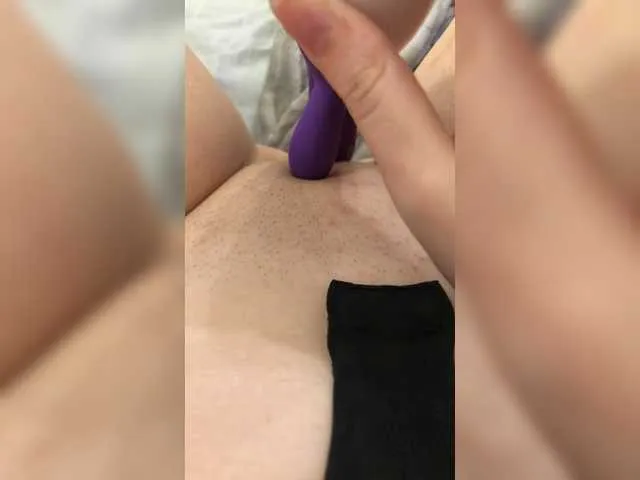 Live sex webcam photo for Jessica6969 #241413949