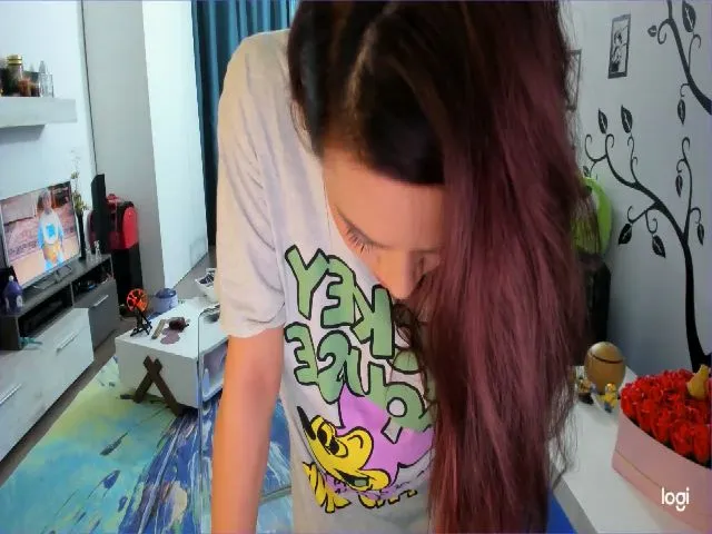 Live sex webcam photo for OneLife_ #252650530