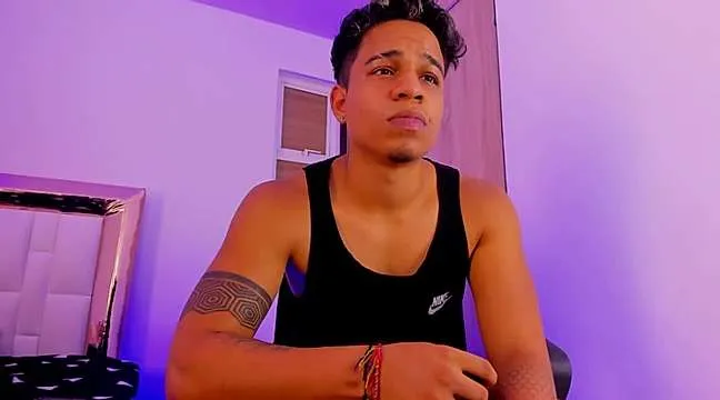 Live sex webcam photo for ChrisAndersonm_ #241841721