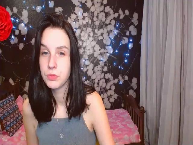 Live sex webcam photo for Lin_Elisss #262042104