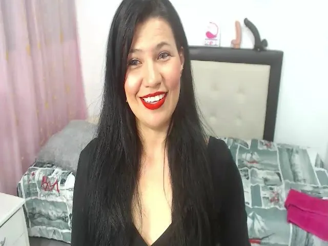 Live sex webcam photo for Pilarstar_ #253952016