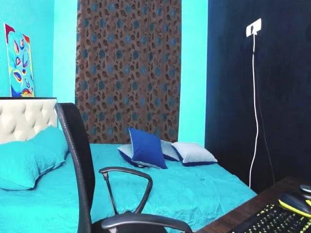 Live sex webcam photo for LanaMartin #263059799