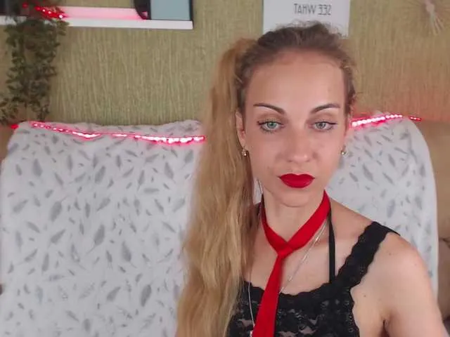 Live sex webcam photo for AdelinJensen #245404729