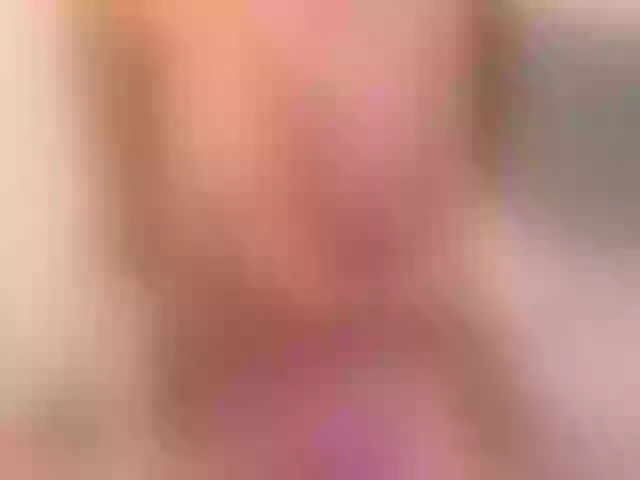 Live sex webcam photo for skinnyMeow #264116503