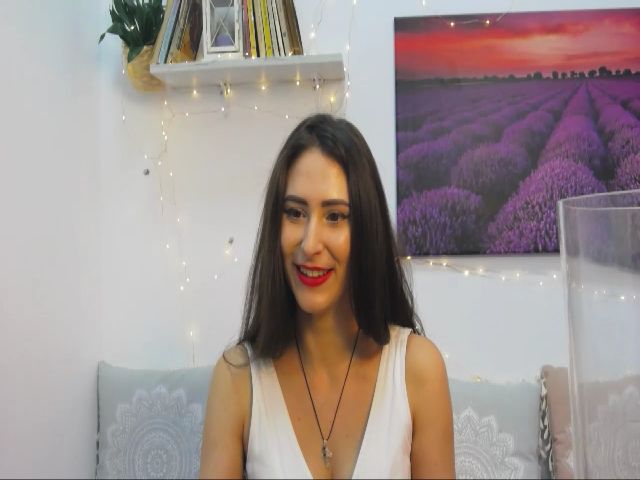 Live sex webcam photo for MaraW #252521781