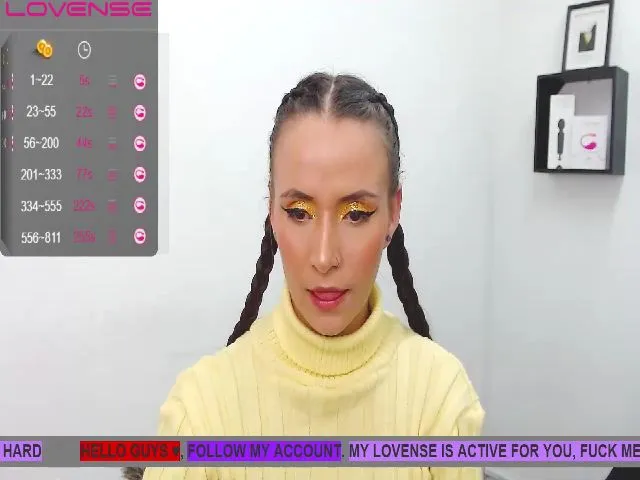 Live sex webcam photo for Avaa22_ #254626681