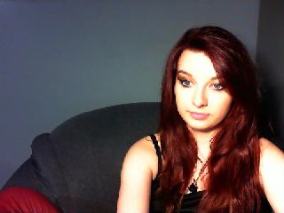 Live sex webcam photo for VirginLuna18 #252253870