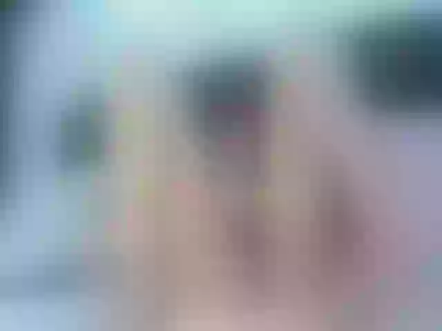 Live sex webcam photo for YoursLauren #252457882