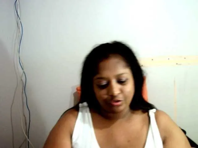Live sex webcam photo for Indiantasha #287986045