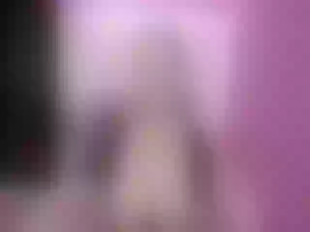 Live sex webcam photo for PtiMermaid #260412453