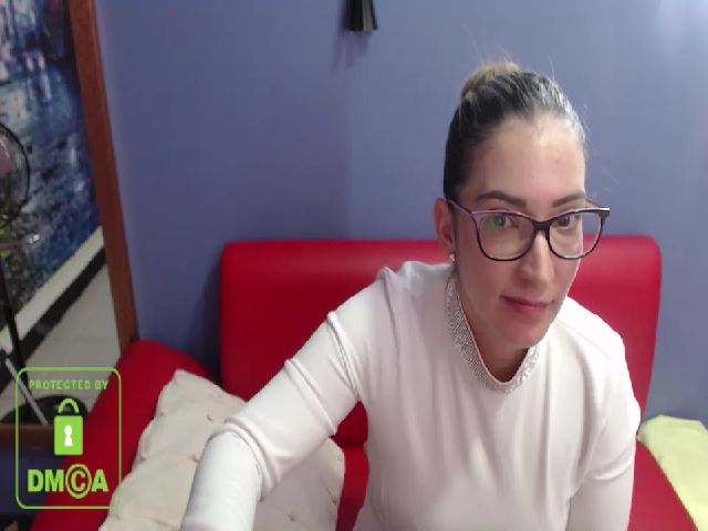 Live sex webcam photo for Jenifer_b #260031844