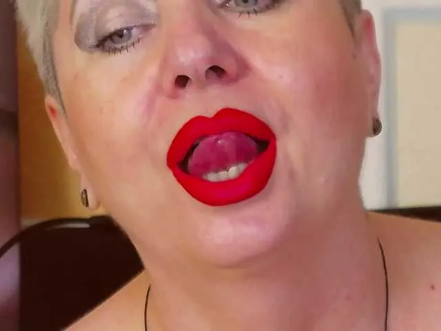 Live sex webcam photo for PoshLadyx #251103250